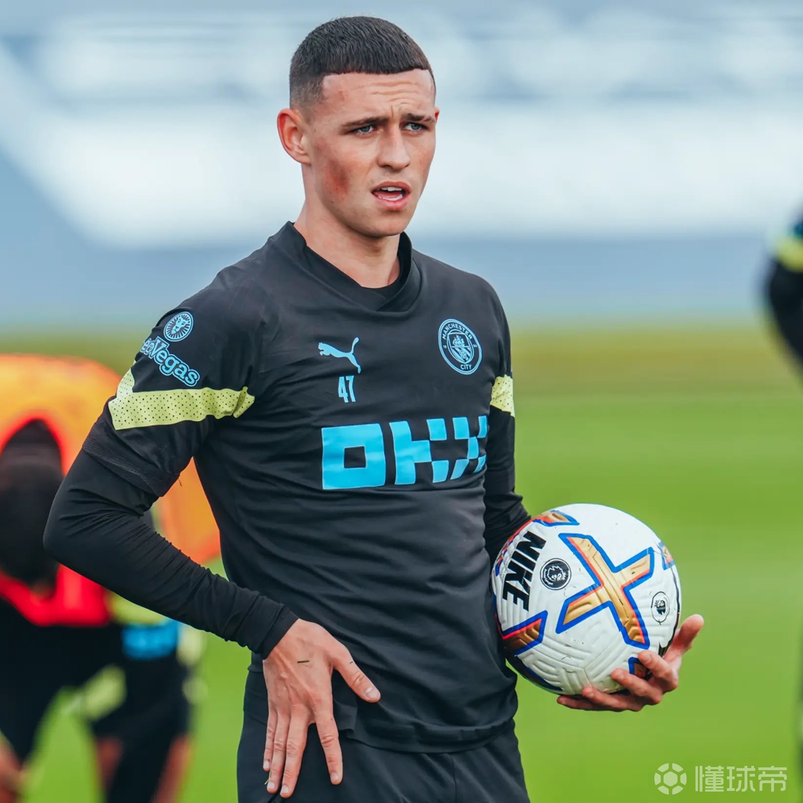 集结日上海久事备战英超；外线爆发细节曝光；更衣室稳定；心理建设被强调(上海久事最新消息新闻最新消息)-JBO网站