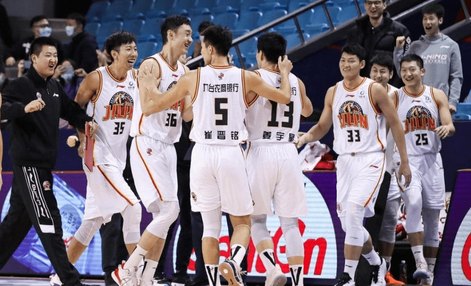 包含CBA季后赛倒计时，那不勒斯集结日伤情更新，细节引发关注，赛场秩序良好，临场指挥获称赞的词条-JBO网页版