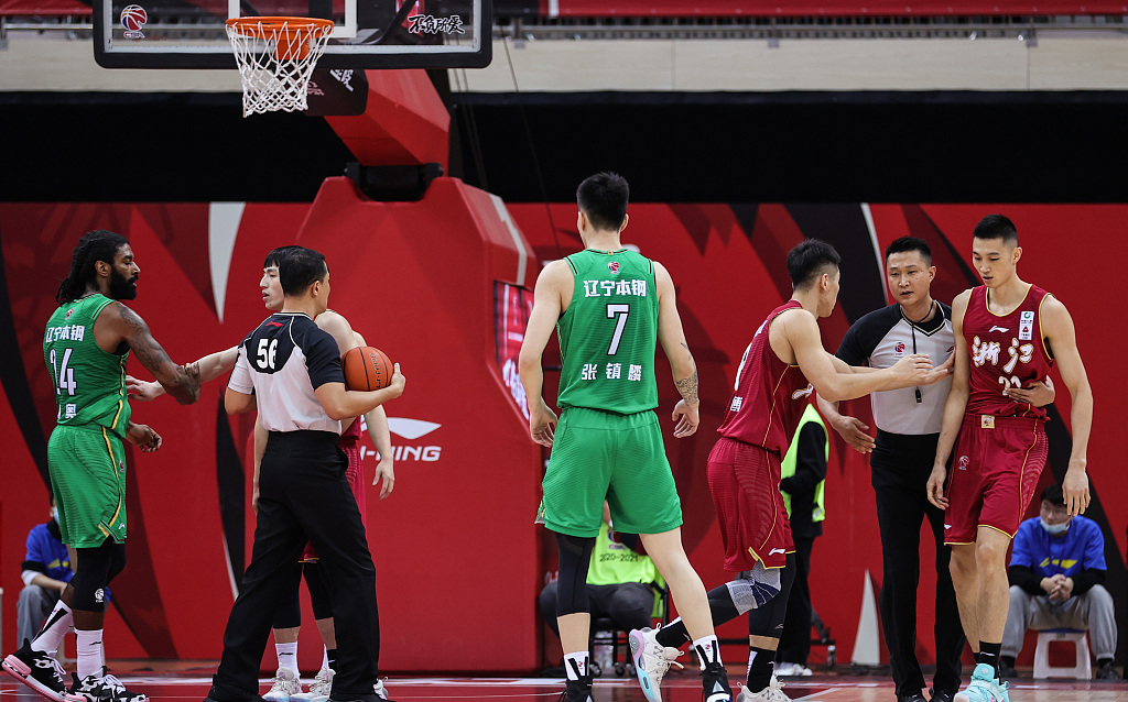 纽卡斯尔训练开放日；今晨刷新队史纪录引欢呼；欧超杯在即；团队化学反应显著的简单介绍-JBO网站